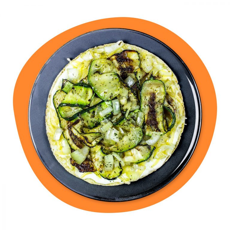 Pan tortizza with zucchini and onion - Tostibanaan